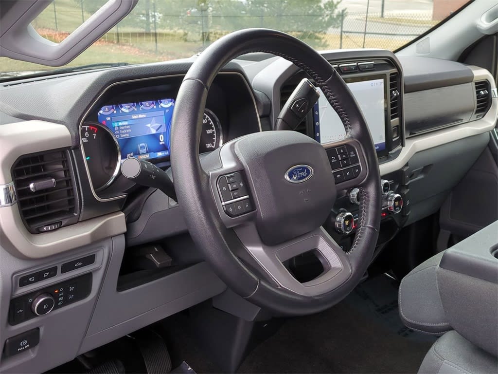 2021 Ford F-150 XLT 2