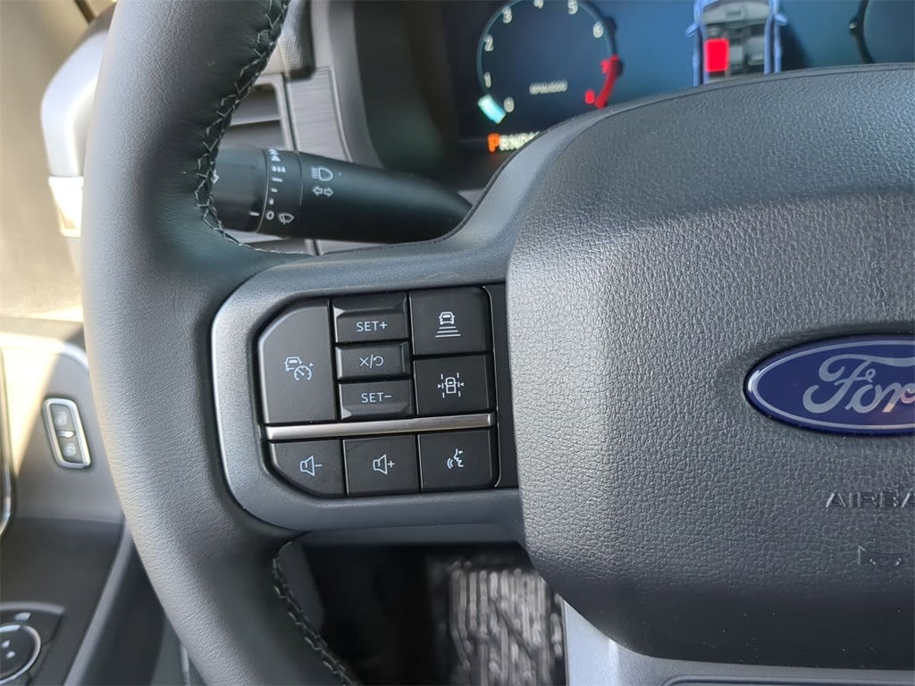 2025 Ford F-150 XLT 32