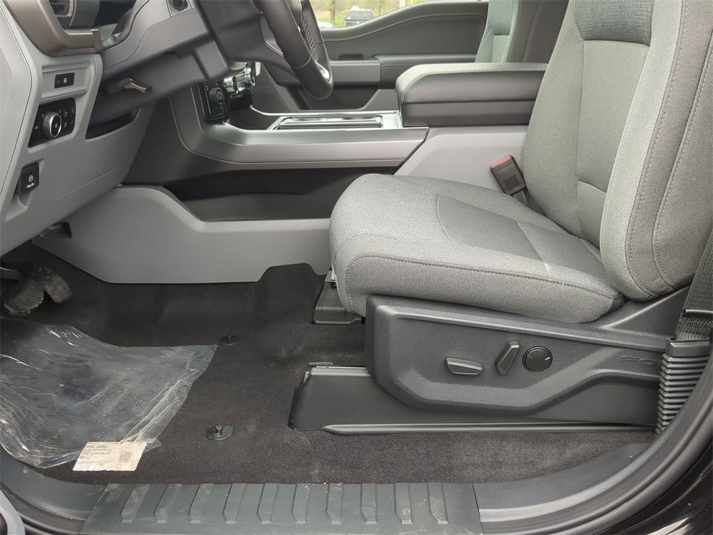 2025 Ford F-150 XLT 10