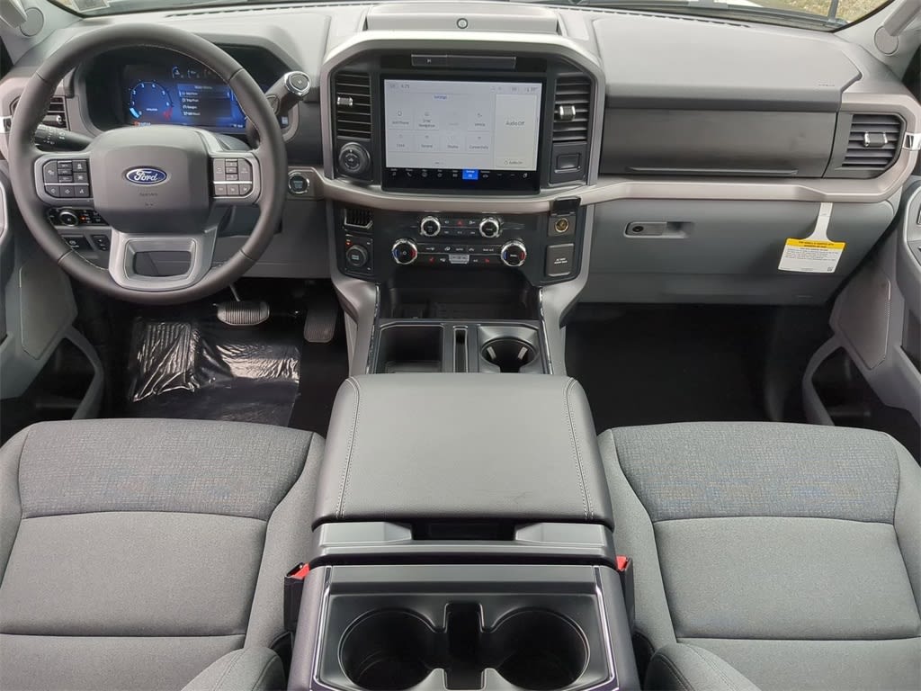 2025 Ford F-150 XLT 8