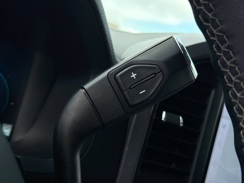 Thumbnail: 2025 Ford F-150 - 36