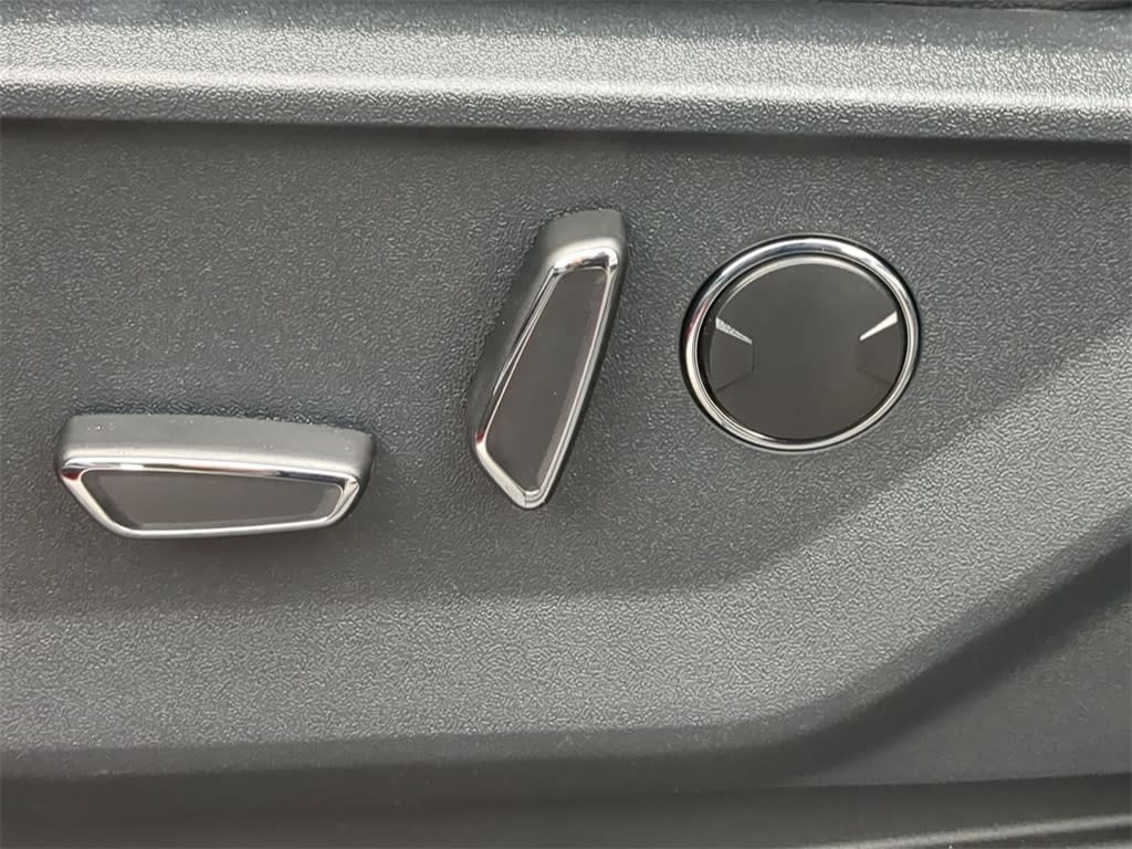 2025 Ford F-150 Lariat 28