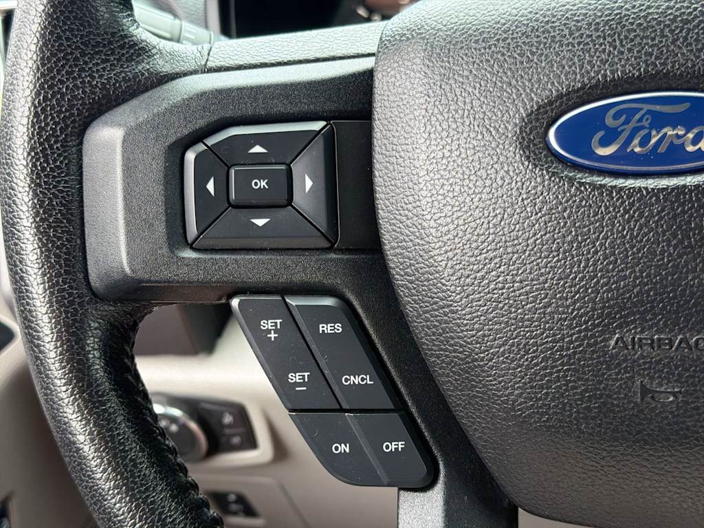 Thumbnail: 2016 Ford F-150 - 28