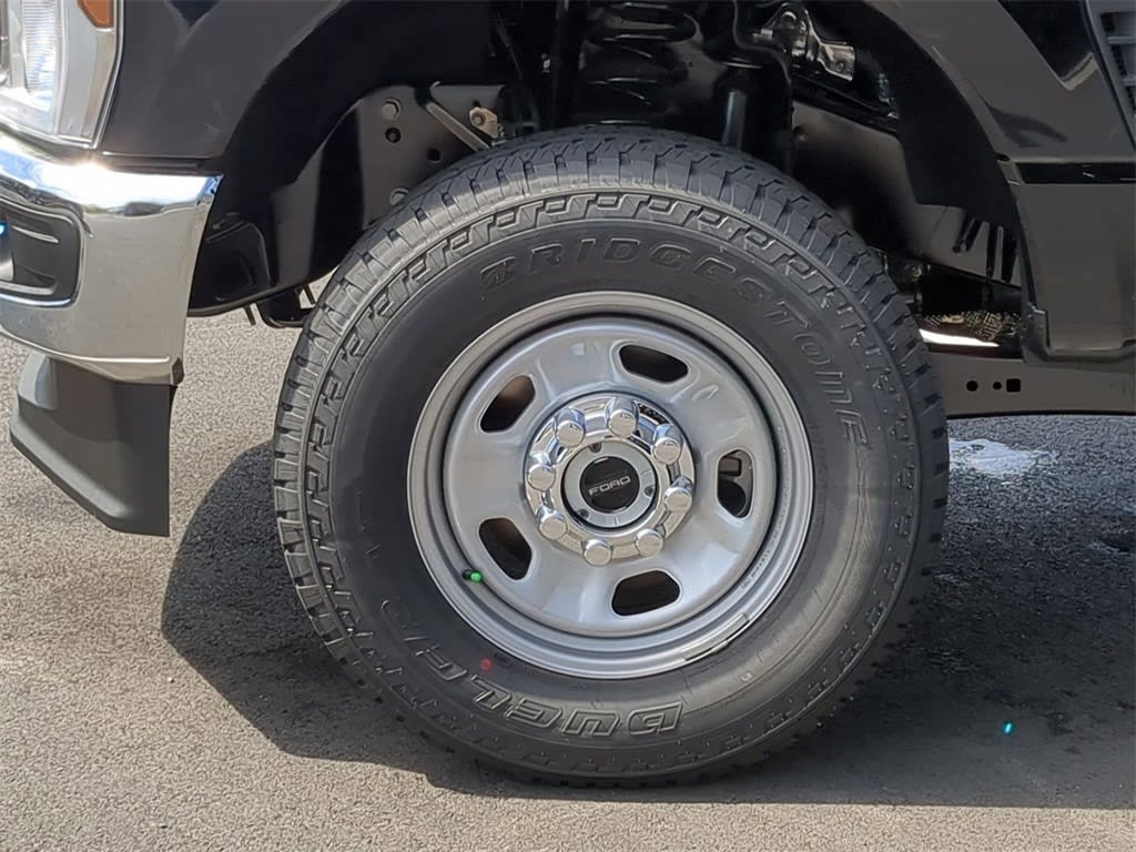 Thumbnail: 2025 Ford F-350 - 6