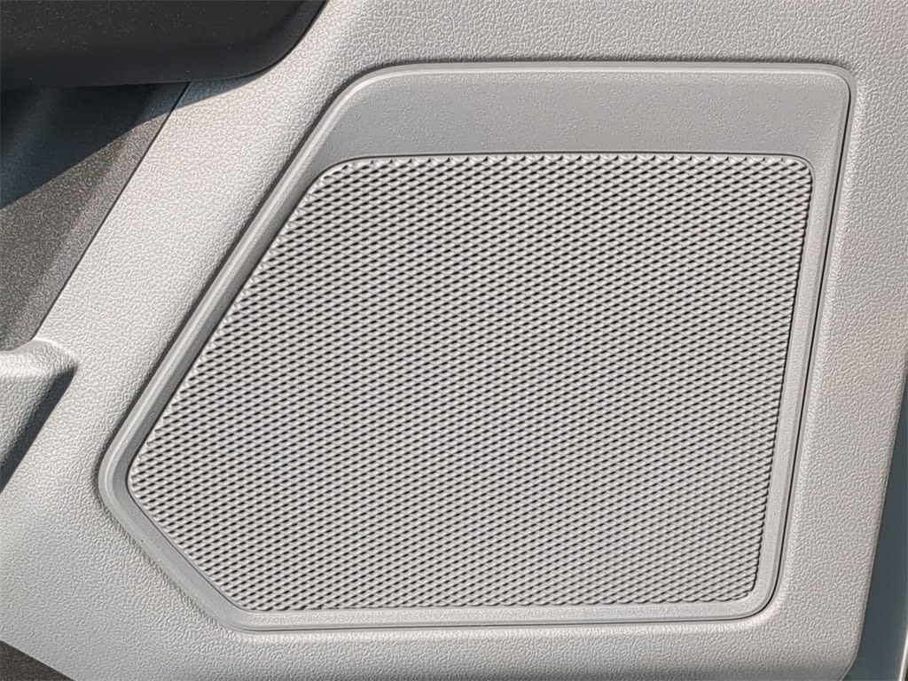 Thumbnail: 2025 Ford F-350 - 31