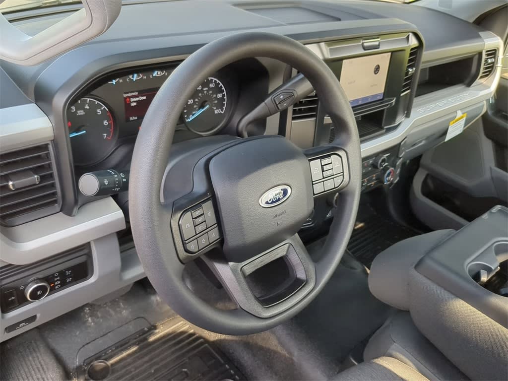 Thumbnail: 2025 Ford F-350 - 2