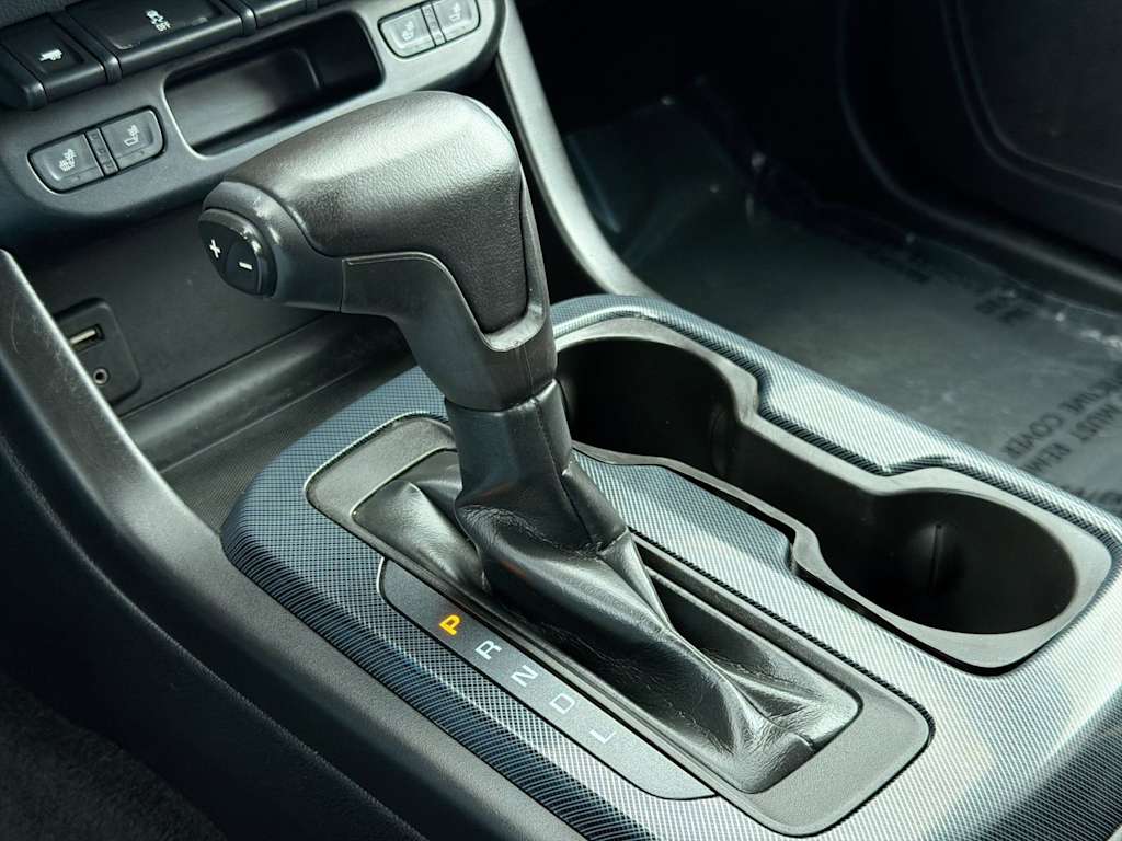 Thumbnail: 2017 Chevrolet Colorado - 36