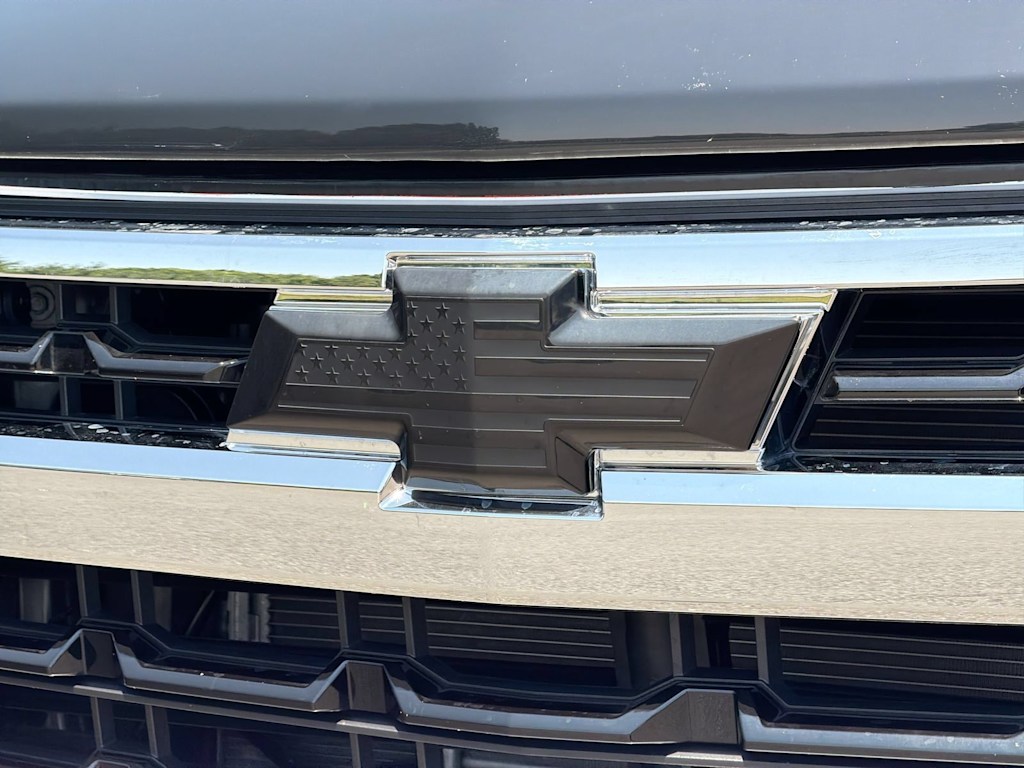Thumbnail: 2026 Chevrolet Silverado 1500 - 6