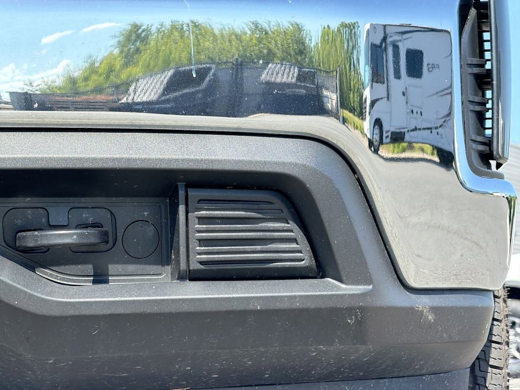 Thumbnail: 2022 Chevrolet Silverado 1500 - 24