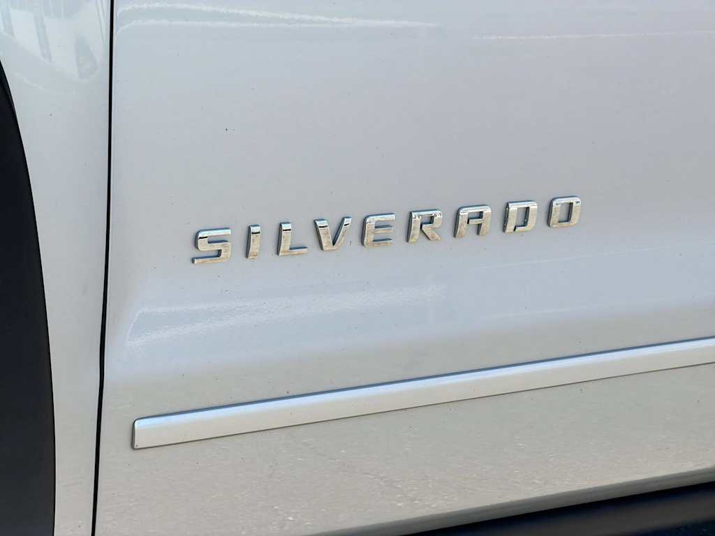 Thumbnail: 2017 Chevrolet Silverado 1500 - 24