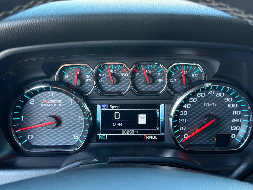 Thumbnail: 2017 Chevrolet Silverado 1500 - 16