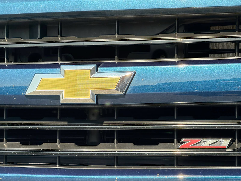 Thumbnail: 2018 Chevrolet Silverado 1500 - 25