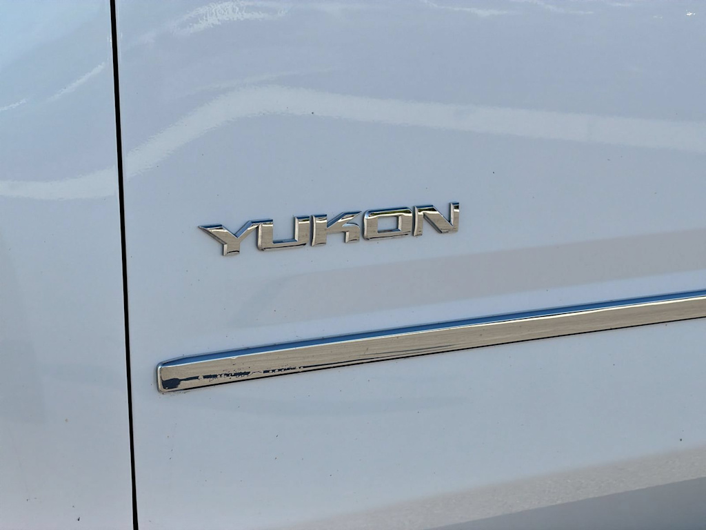 Thumbnail: 2017 GMC Yukon - 24