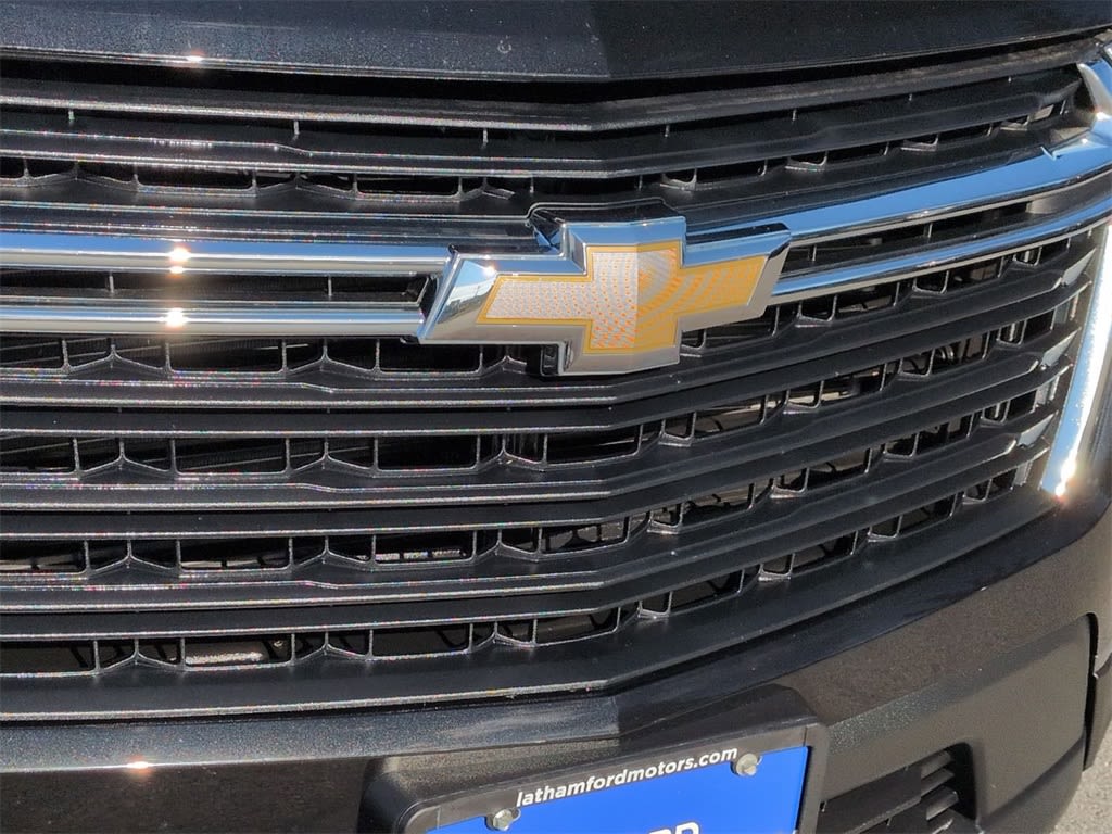 Thumbnail: 2023 Chevrolet Traverse - 25