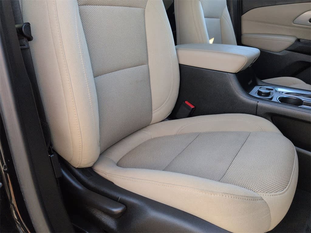 Thumbnail: 2023 Chevrolet Traverse - 29