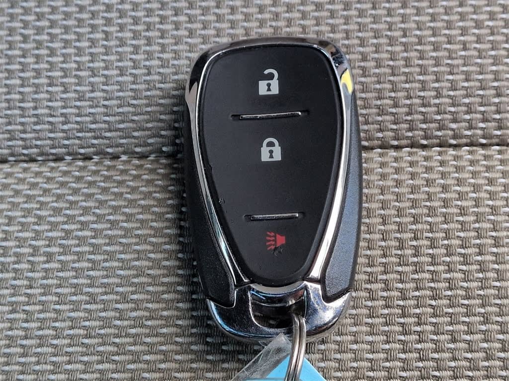 Thumbnail: 2023 Chevrolet Traverse - 17