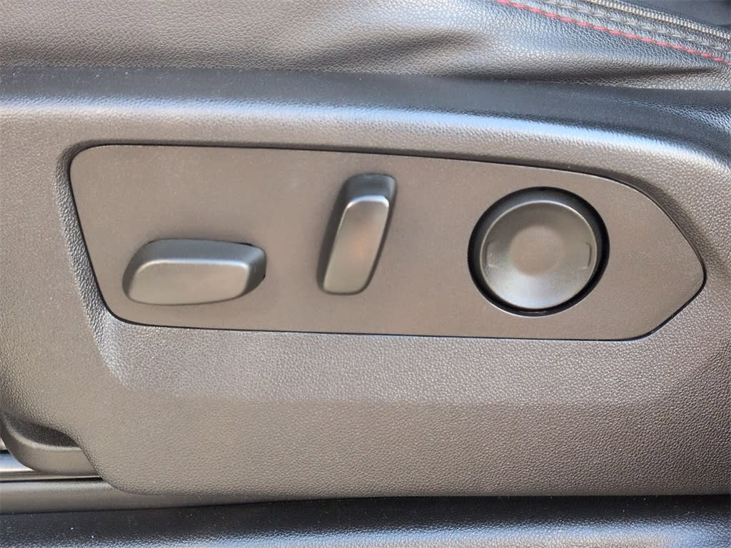 Thumbnail: 2022 Chevrolet Suburban - 26