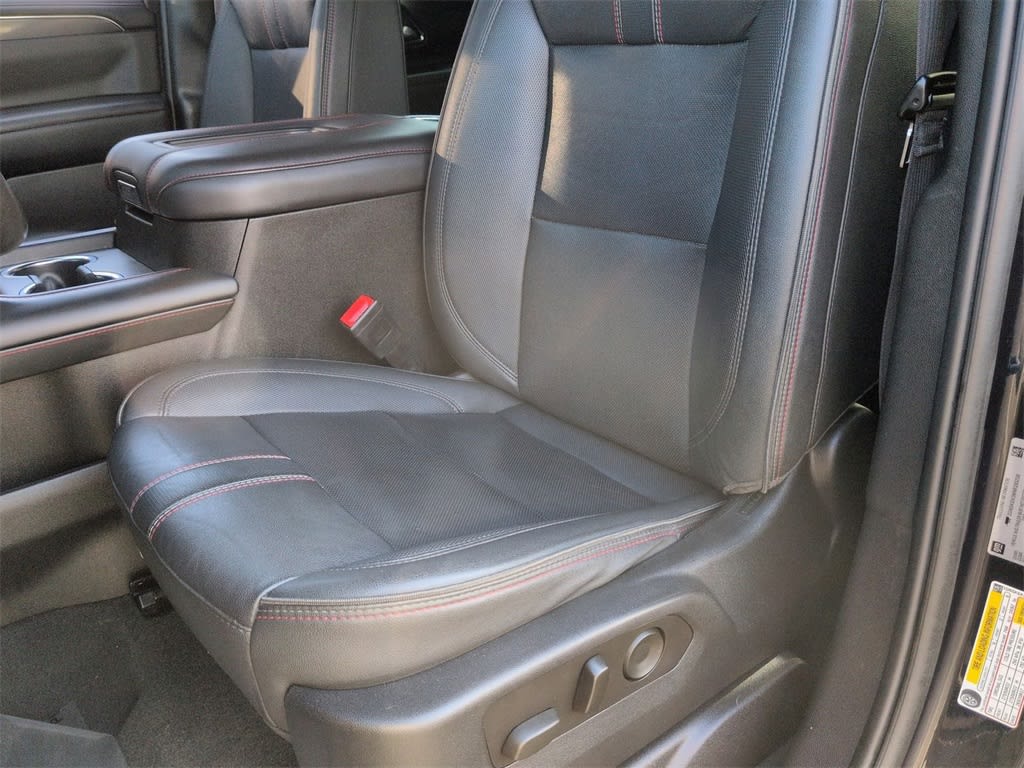 Thumbnail: 2022 Chevrolet Suburban - 10