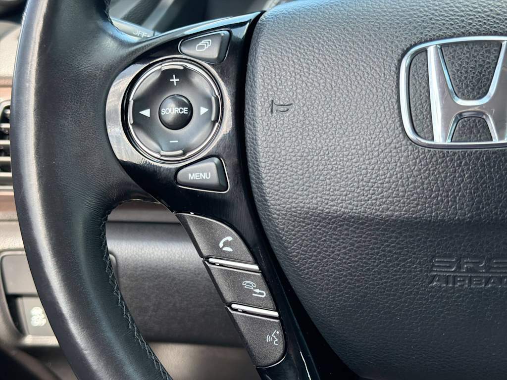 Thumbnail: 2017 Honda Accord - 32