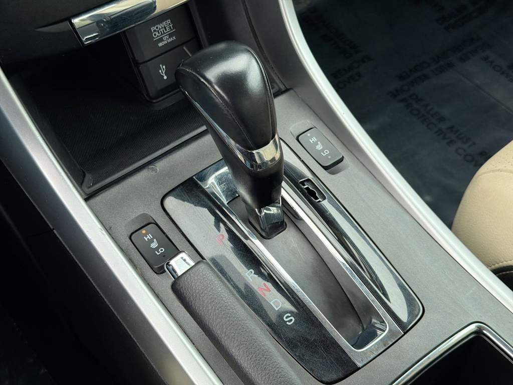Thumbnail: 2015 Honda Accord - 34