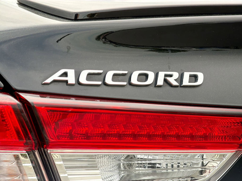 Thumbnail: 2018 Honda Accord - 26