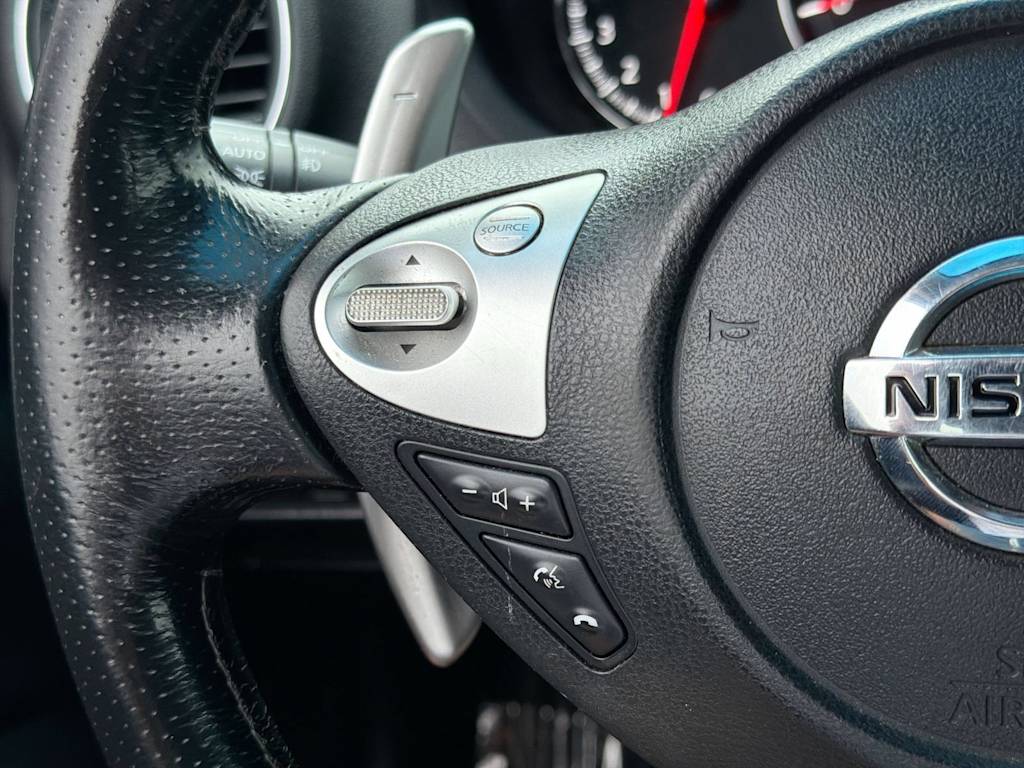 Thumbnail: 2011 Nissan Maxima - 31
