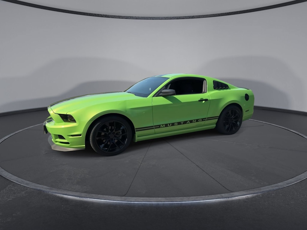 Thumbnail: 2014 Ford Mustang - 16