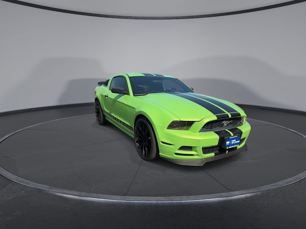 Thumbnail: 2014 Ford Mustang - 5