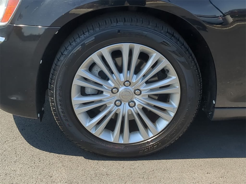 2014 Chrysler 300 C 7