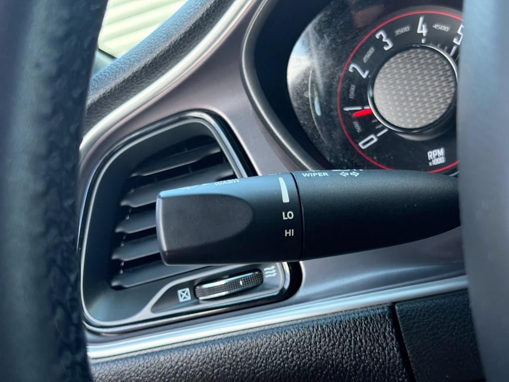 Thumbnail: 2022 Dodge Challenger - 31
