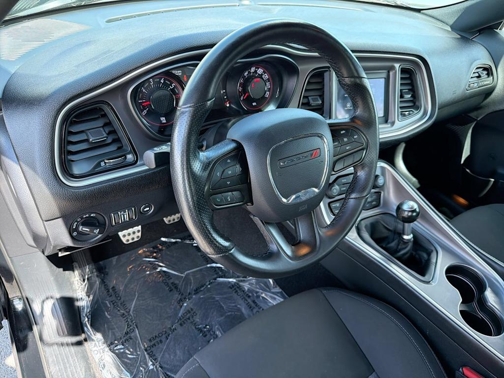 Thumbnail: 2022 Dodge Challenger - 2