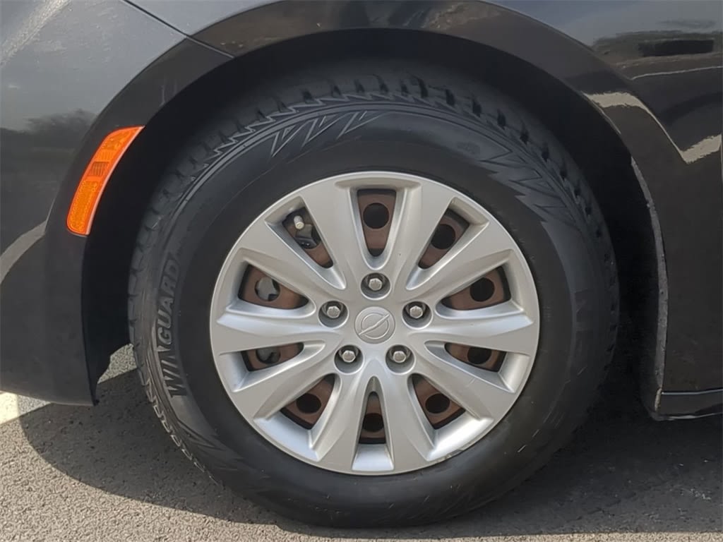 2020 Chrysler Voyager L 6