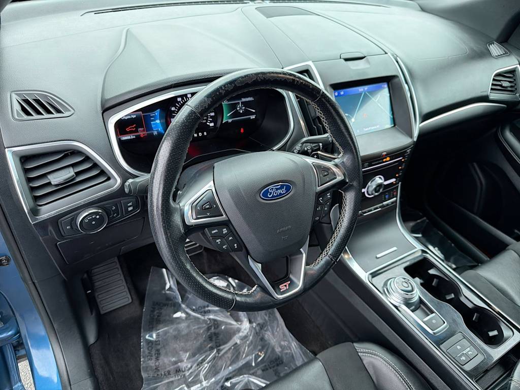 Thumbnail: 2019 Ford Edge - 2