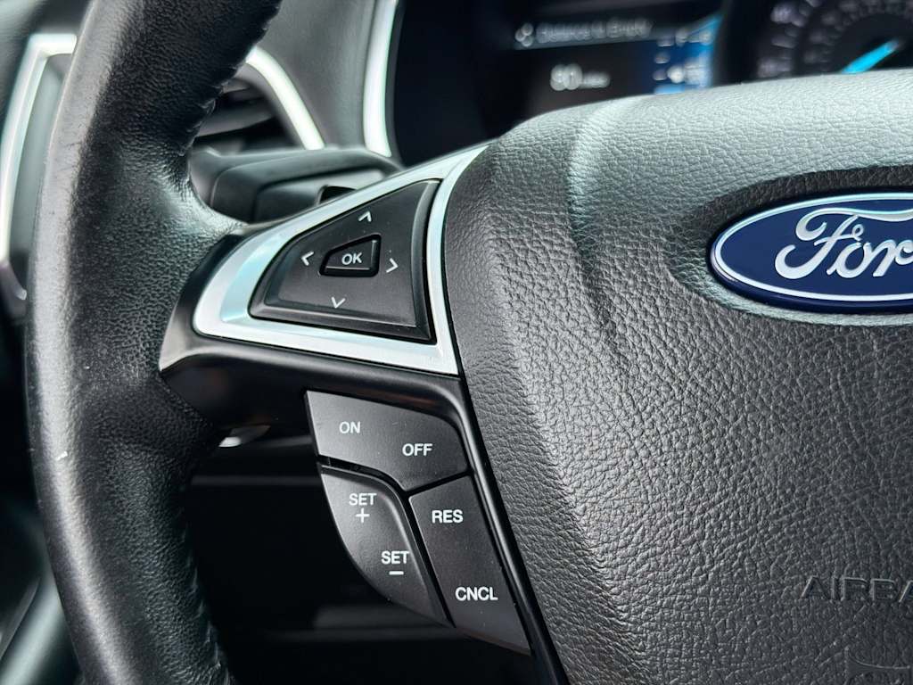 Thumbnail: 2018 Ford Edge - 30