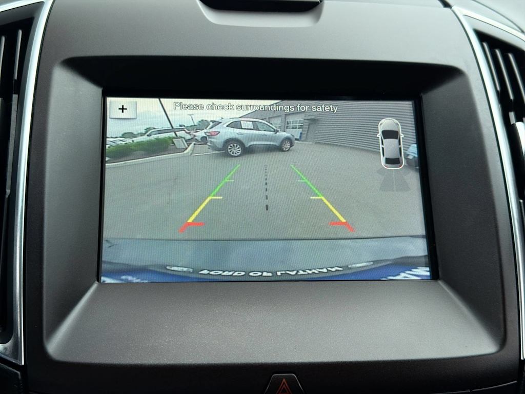 Thumbnail: 2018 Ford Edge - 34