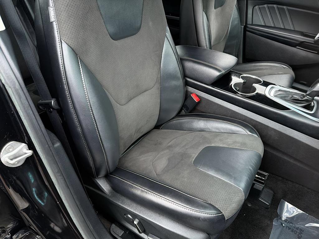 Thumbnail: 2018 Ford Edge - 11