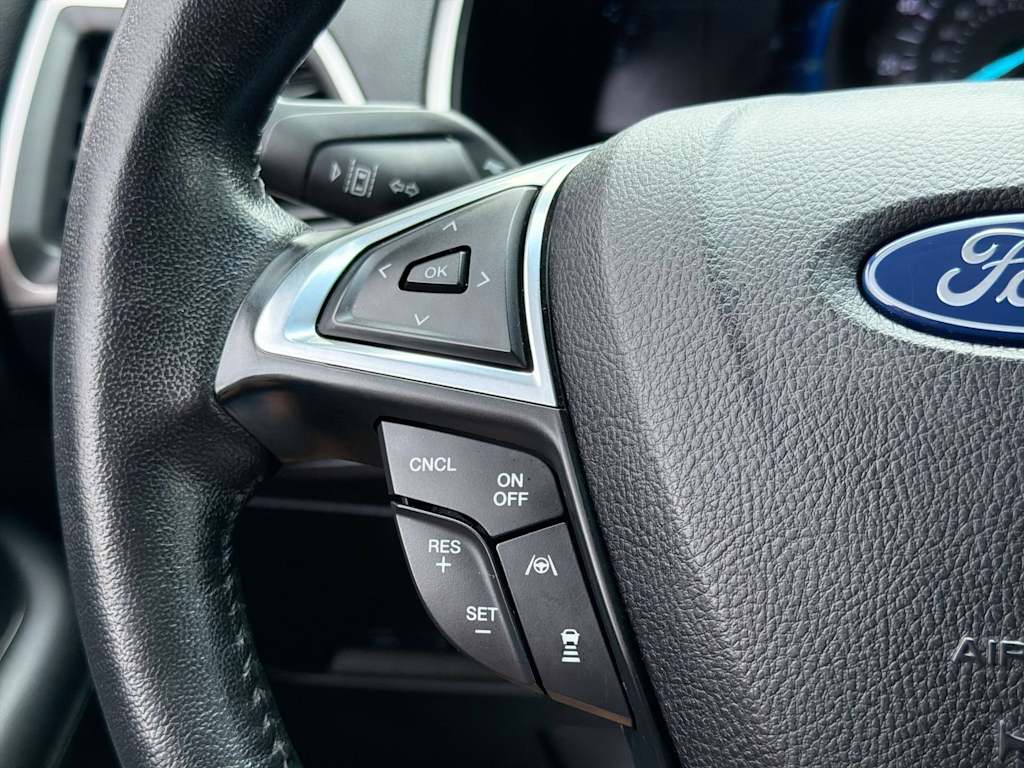 Thumbnail: 2020 Ford Edge - 30