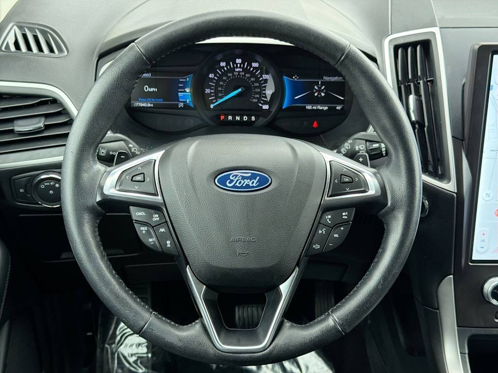 Thumbnail: 2021 Ford Edge - 12