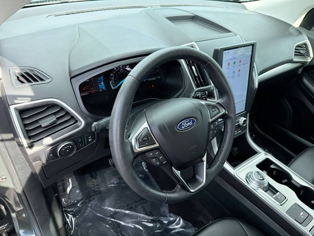 Thumbnail: 2022 Ford Edge - 2