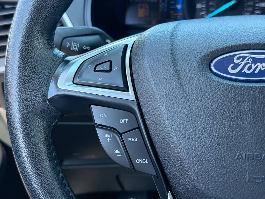 Thumbnail: 2022 Ford Edge - 31