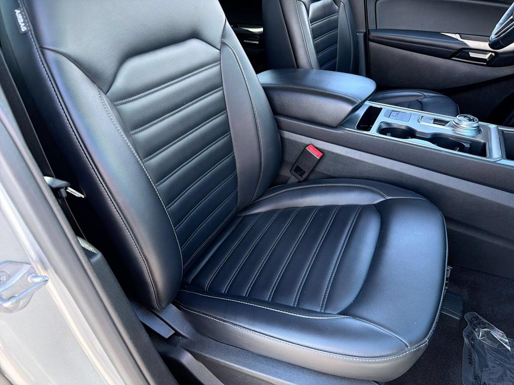 Thumbnail: 2022 Ford Edge - 30