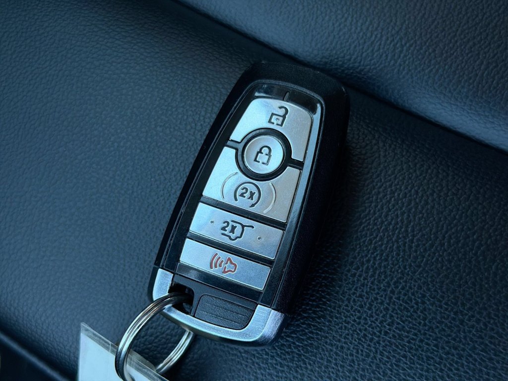 Thumbnail: 2022 Ford Edge - 18