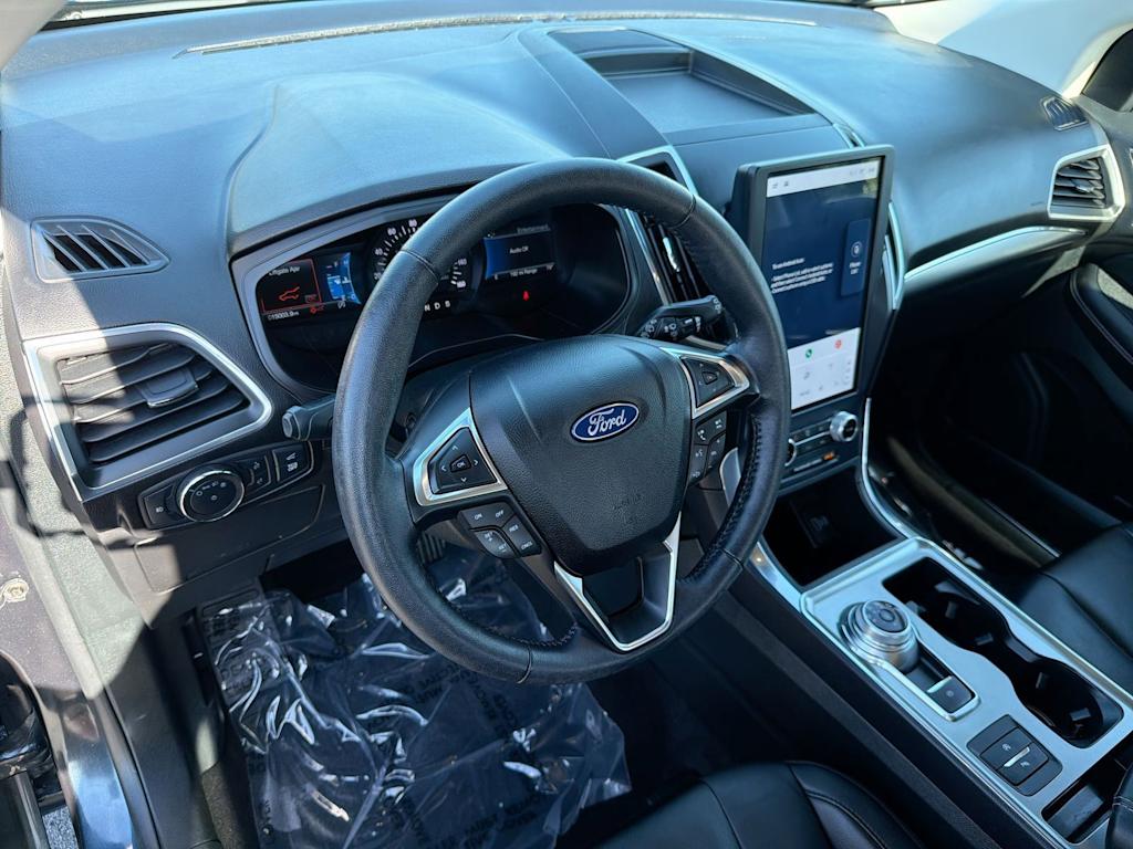 Thumbnail: 2022 Ford Edge - 2