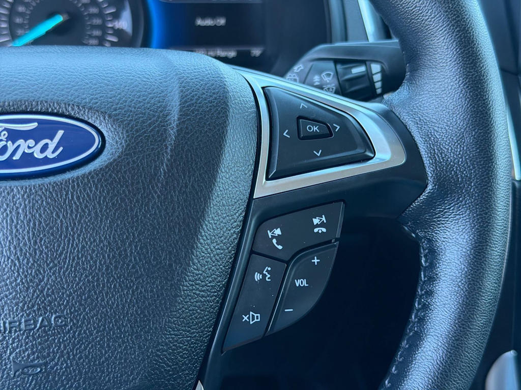 Thumbnail: 2022 Ford Edge - 31