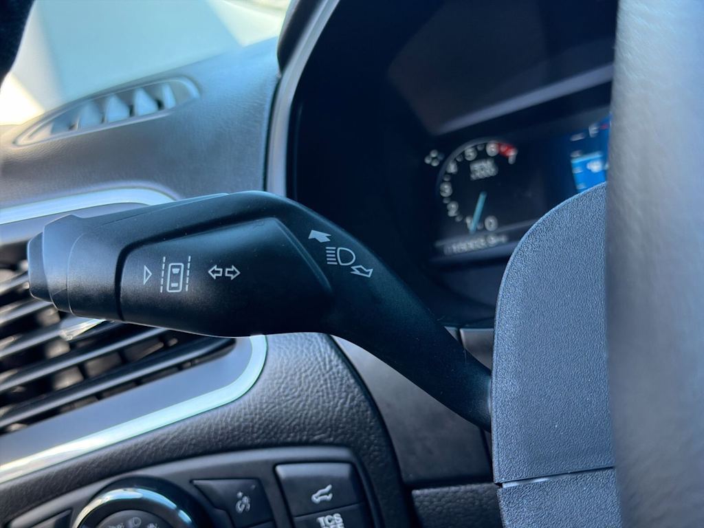 Thumbnail: 2022 Ford Edge - 33