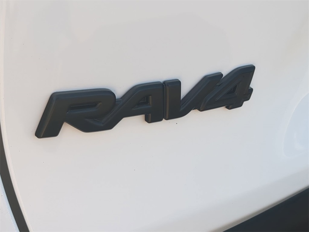 Thumbnail: 2023 Toyota RAV4 - 26