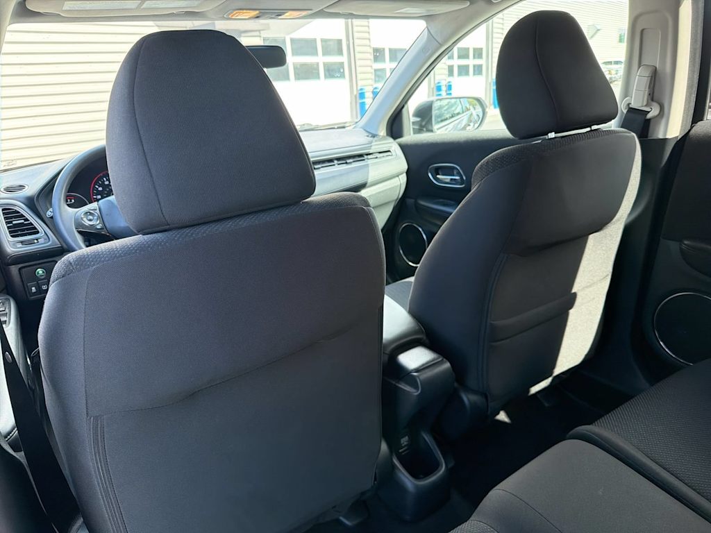Thumbnail: 2016 Honda HR-V - 10