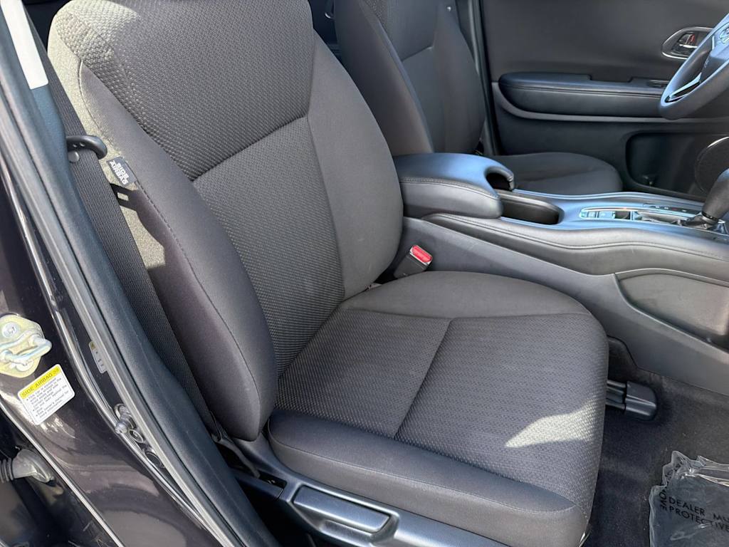 Thumbnail: 2016 Honda HR-V - 30