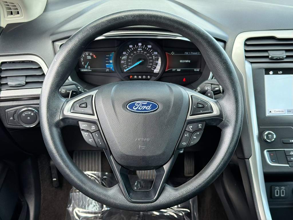 Thumbnail: 2019 Ford Fusion - 14