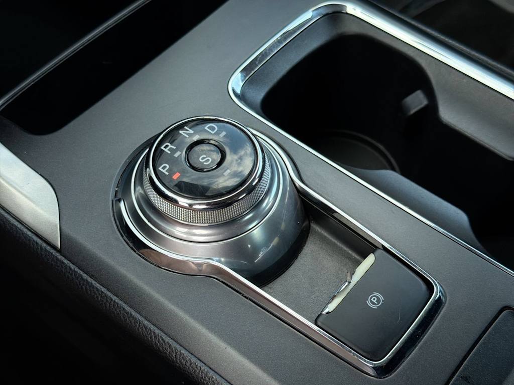 Thumbnail: 2019 Ford Fusion - 16